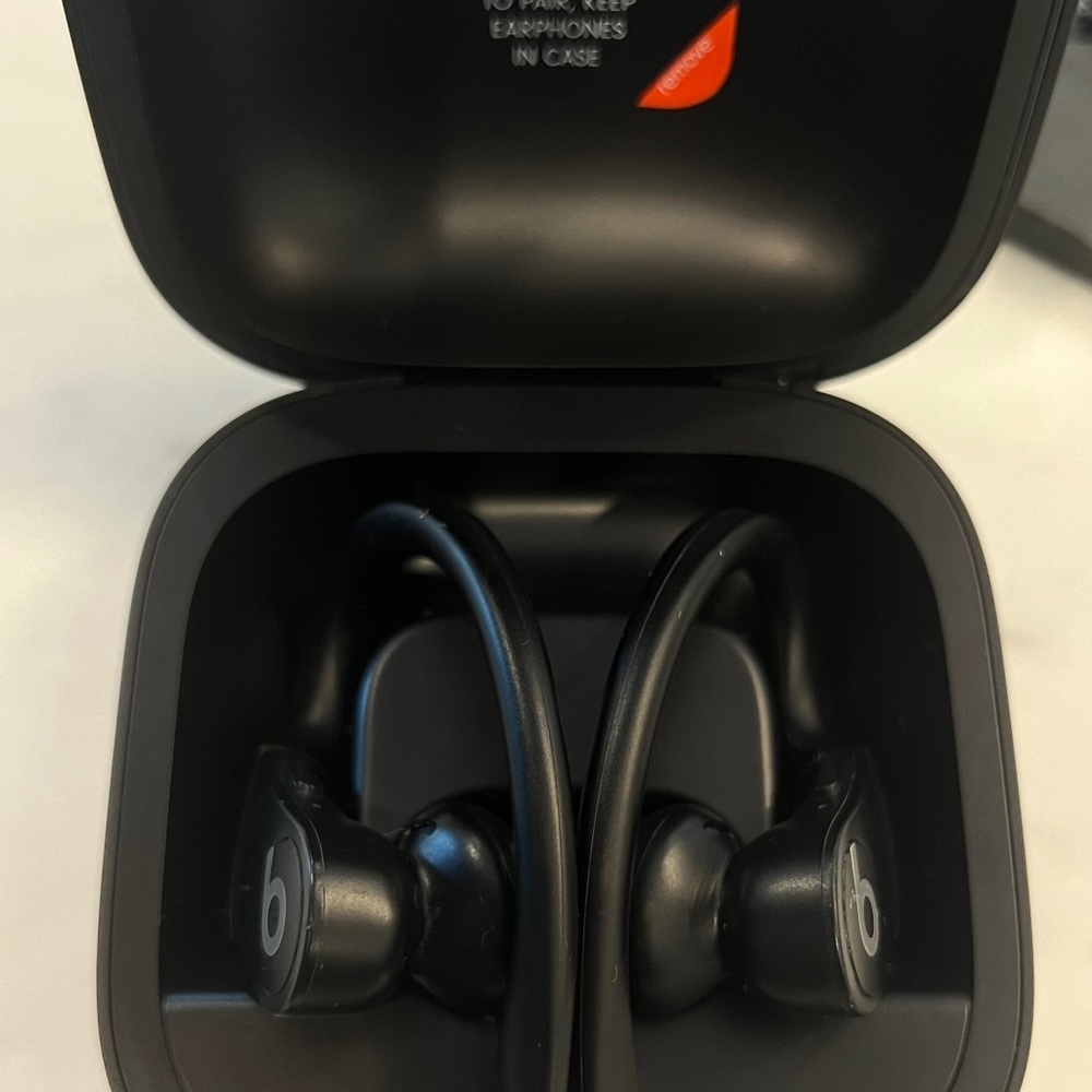 AirPods